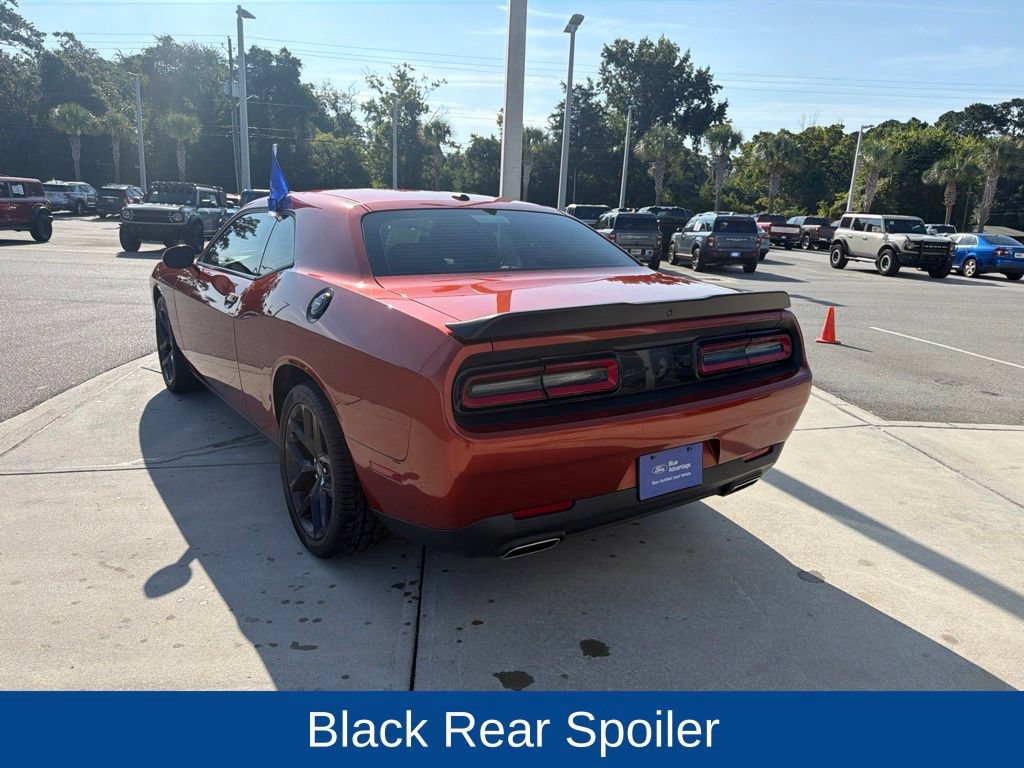 Used 2020 Dodge Challenger SXT w/ Blacktop Package RWD image 5