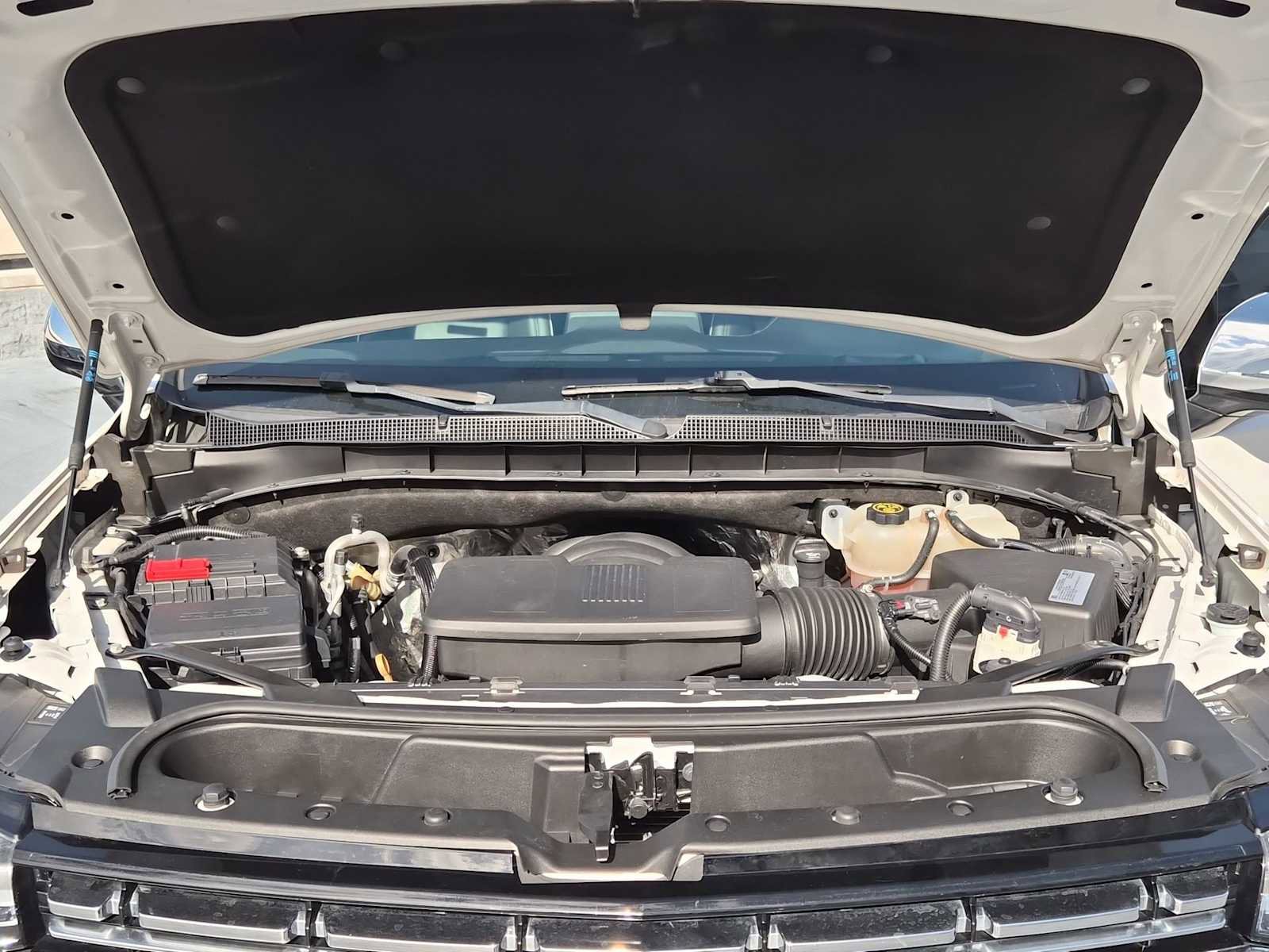 Used 2021 Chevrolet Suburban Premier image 13