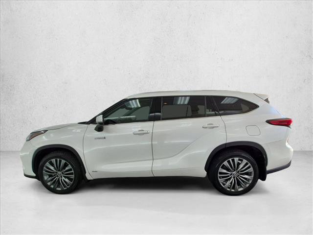 Used 2021 Toyota Highlander Platinum AWD/4WD image 9