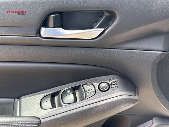 Certified 2025 Nissan Altima 2.5 SV AWD/4WD image 18