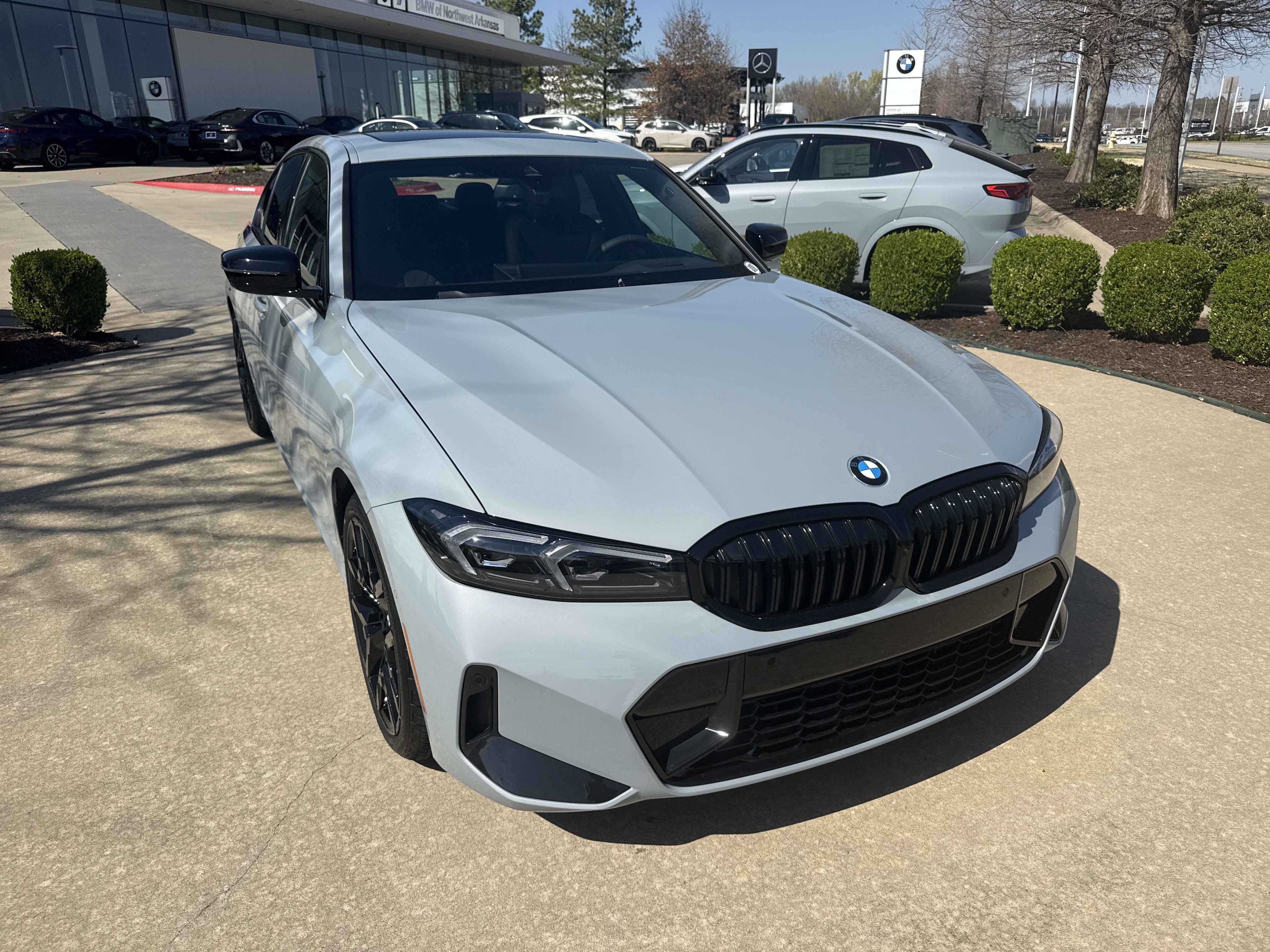 New 2026 BMW 330i xDrive Sedan w/ M Sport Package AWD/4WD image 6