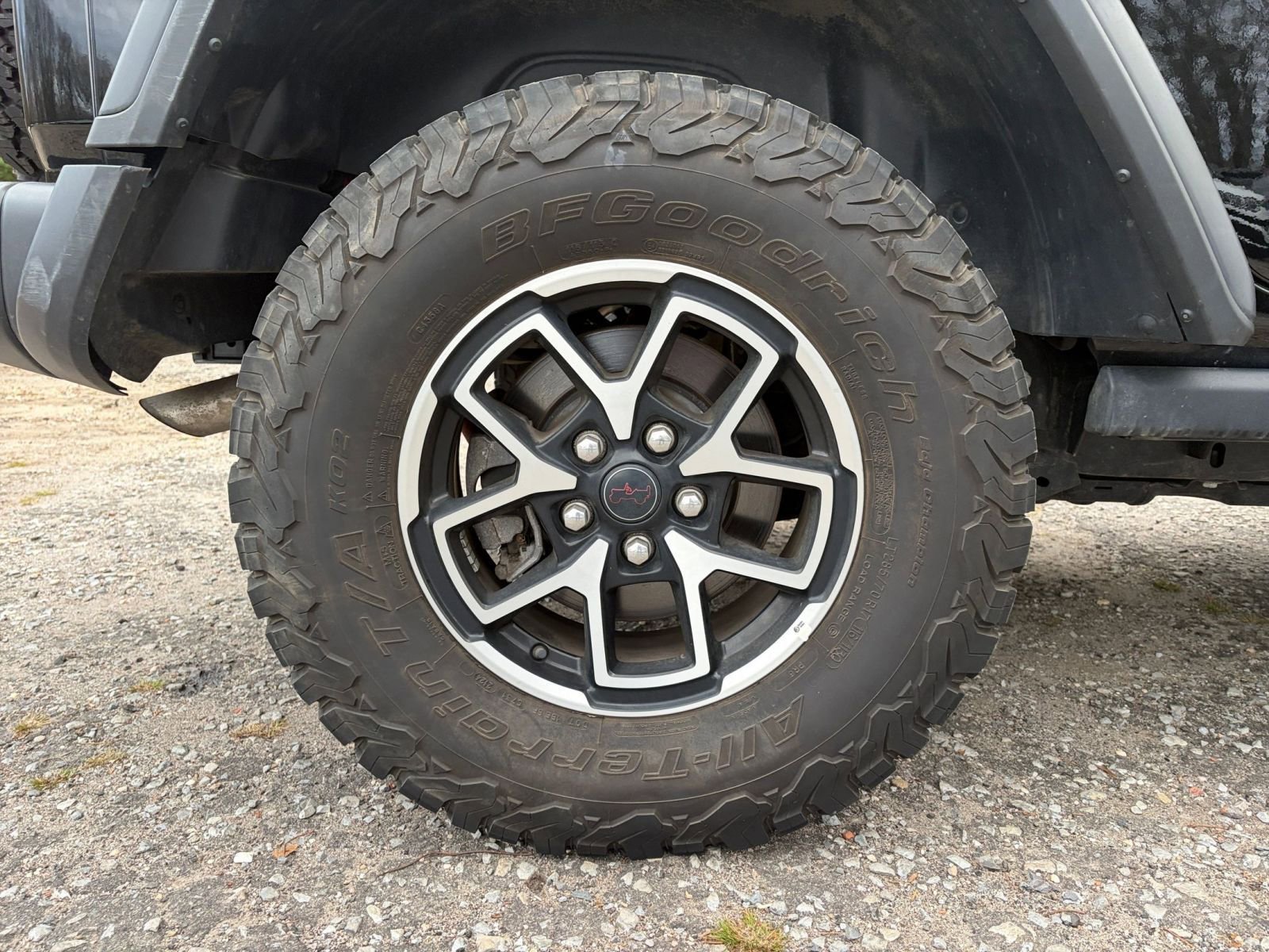 Used 2025 Jeep Wrangler Unlimited Rubicon AWD/4WD image 30