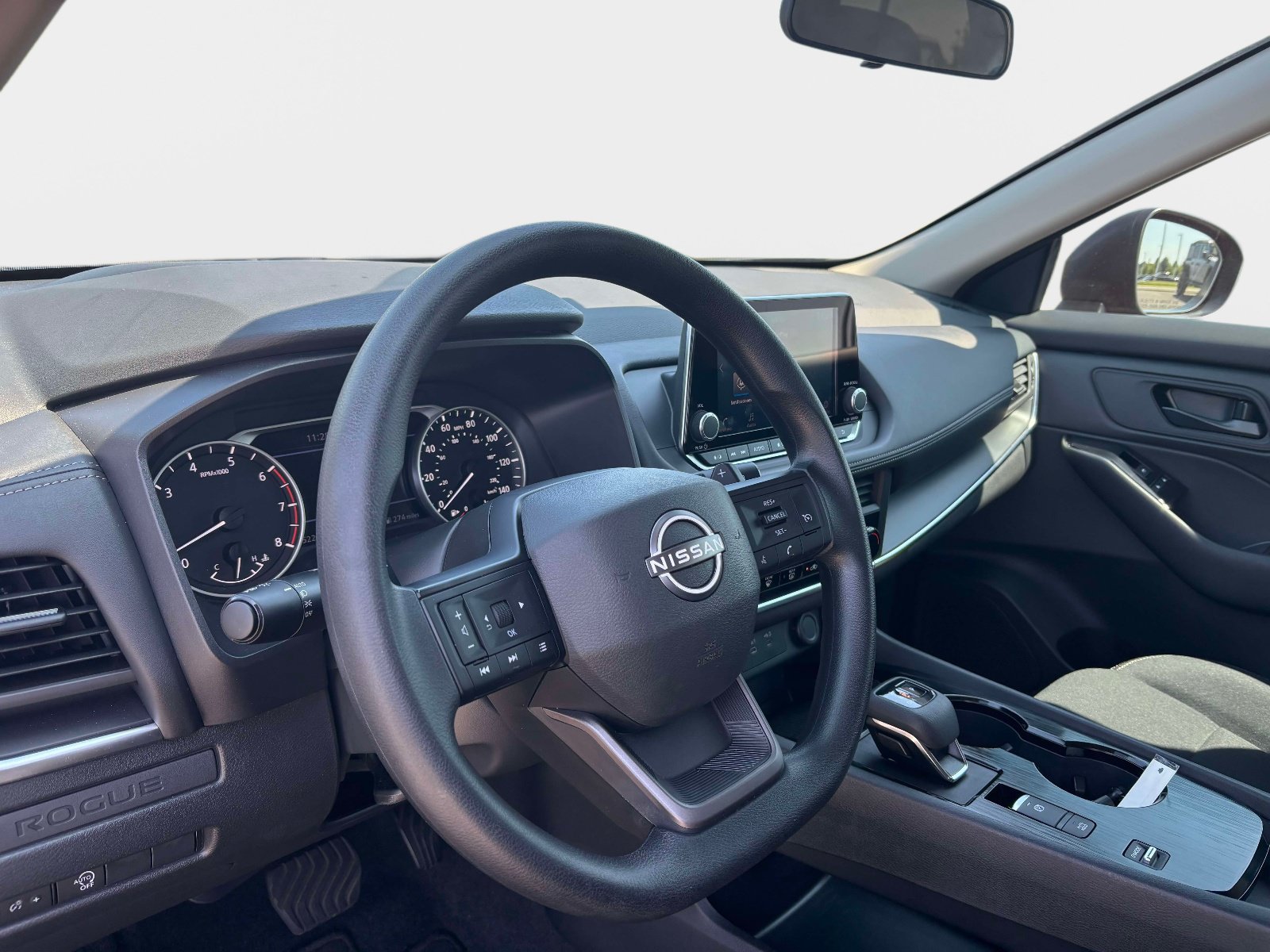 Used 2026 Nissan Rogue S FWD image 41