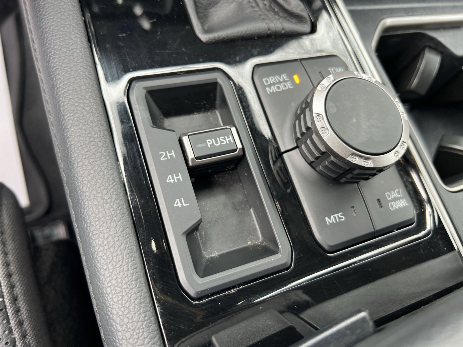 Used 2023 Toyota Tundra Limited image 29