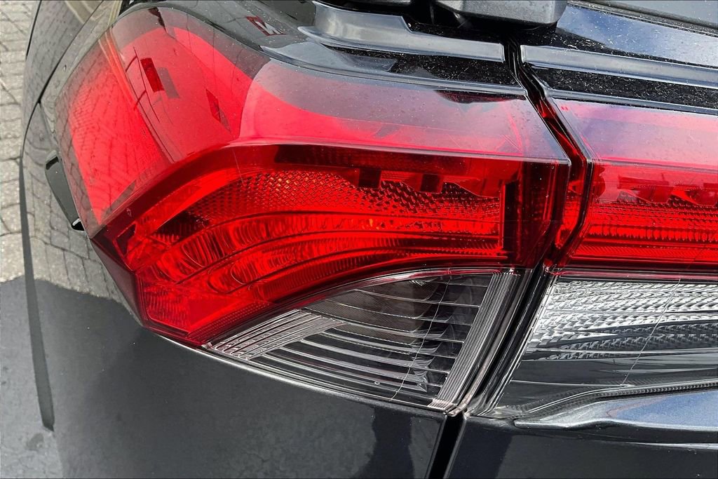 Used 2024 Toyota RAV4 XLE image 21