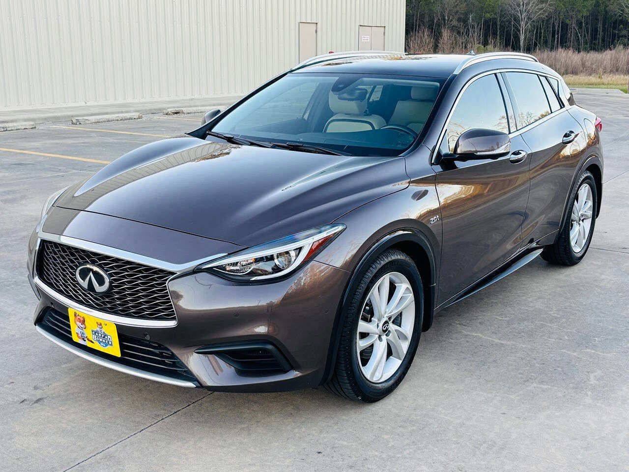 Used 2019 INFINITI QX30 w/ Navigation Package