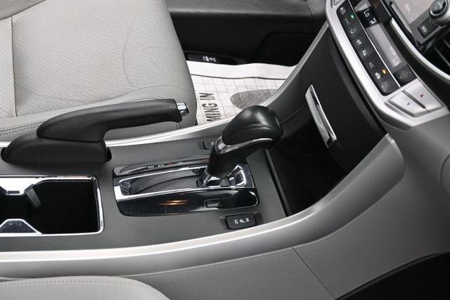 Used 2015 Honda Accord EX-L image 35