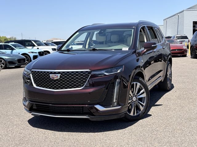 Used 2021 Cadillac XT6 Premium Luxury FWD image 3