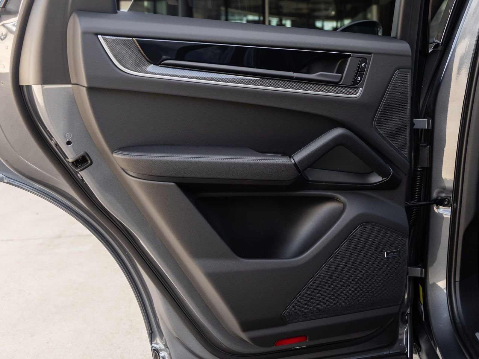 New 2026 Porsche Cayenne S image 32