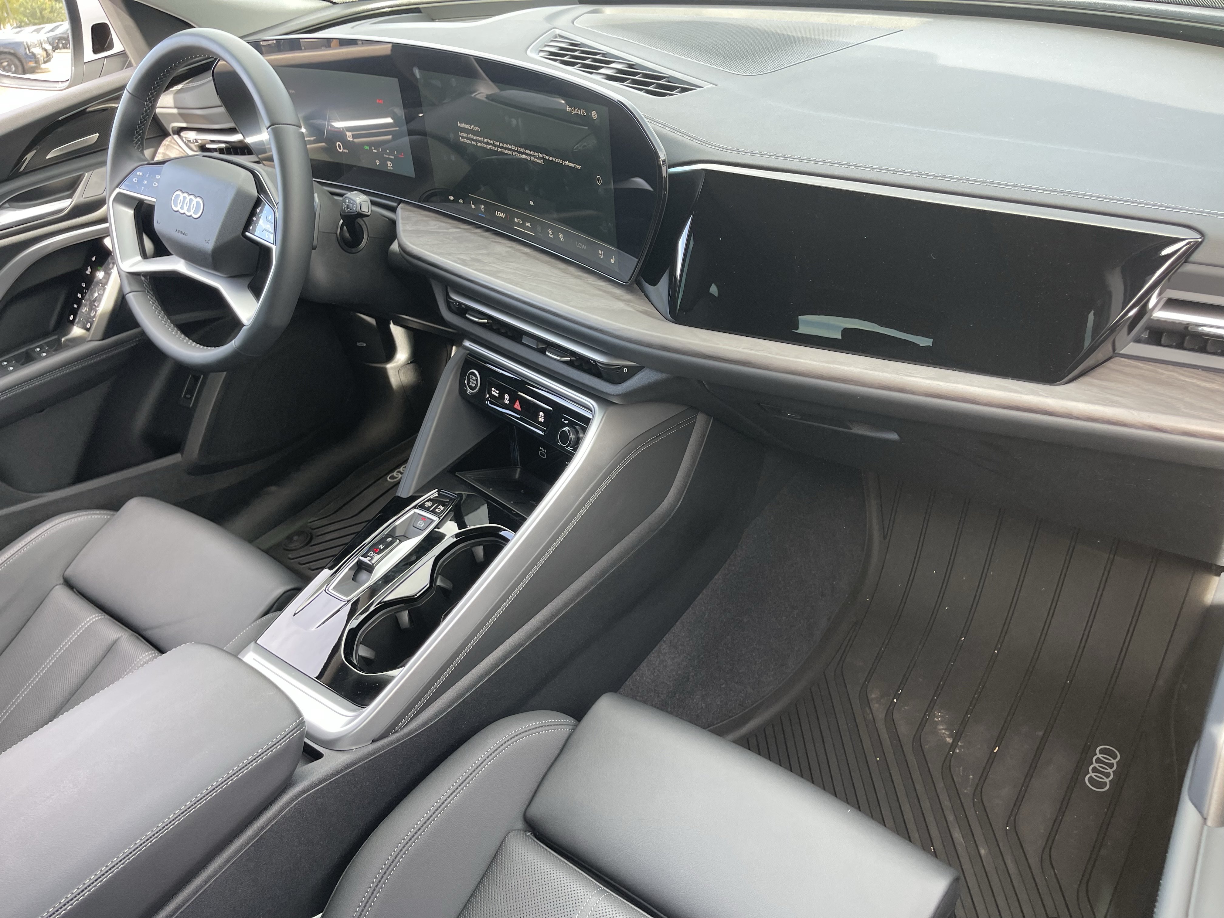 Used 2025 Audi Q5 Premium Plus AWD/4WD image 12