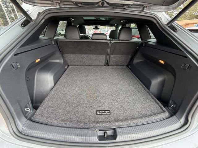 Used 2020 Volkswagen Atlas Cross Sport SEL image 19