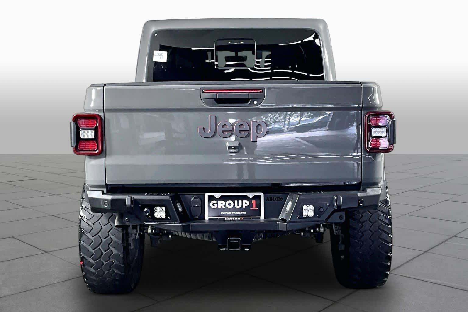 Used 2020 Jeep Gladiator Rubicon image 5