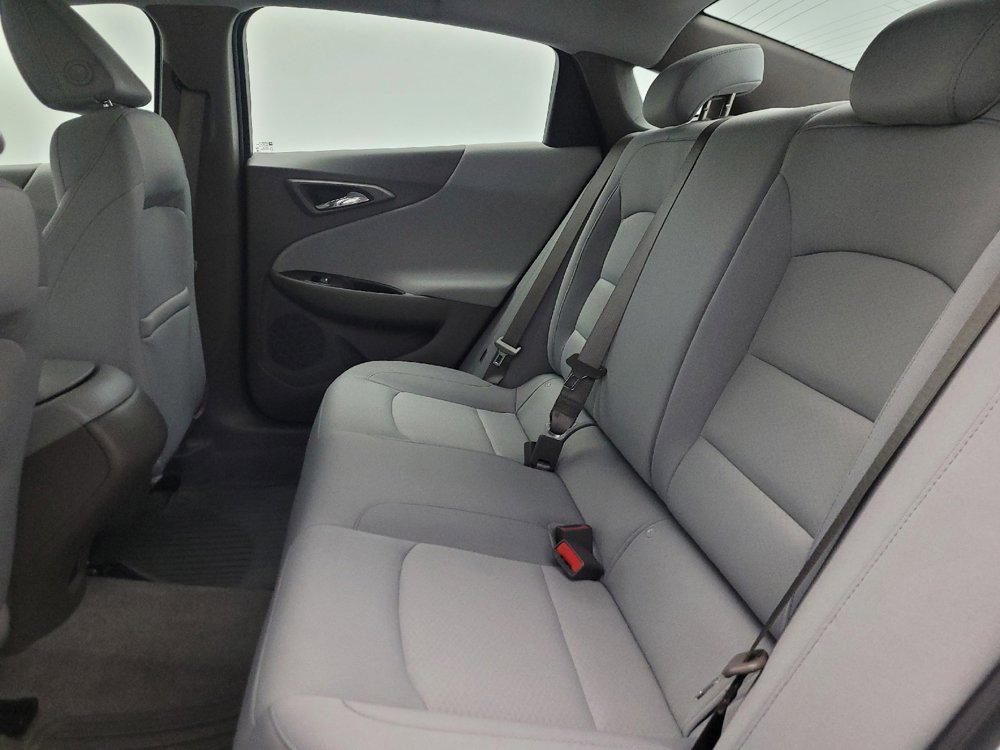 Used 2023 Chevrolet Malibu LS FWD image 18