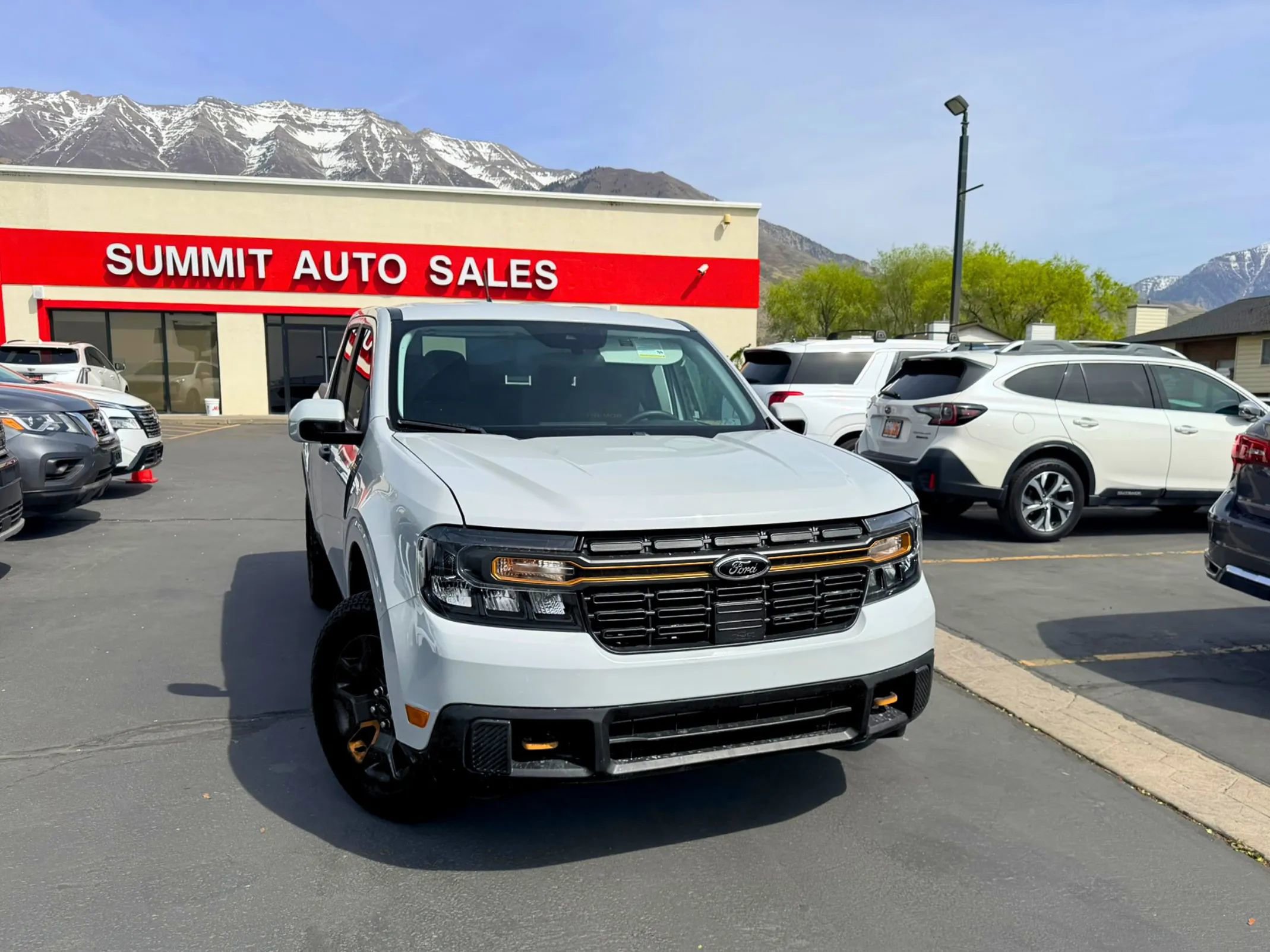 Used 2023 Ford Maverick Tremor w/ Tremor Off-Road Package image 2