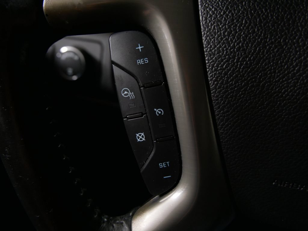 Used 2013 GMC Yukon SLT w/ SLT-2 Equipment Package AWD/4WD image 23