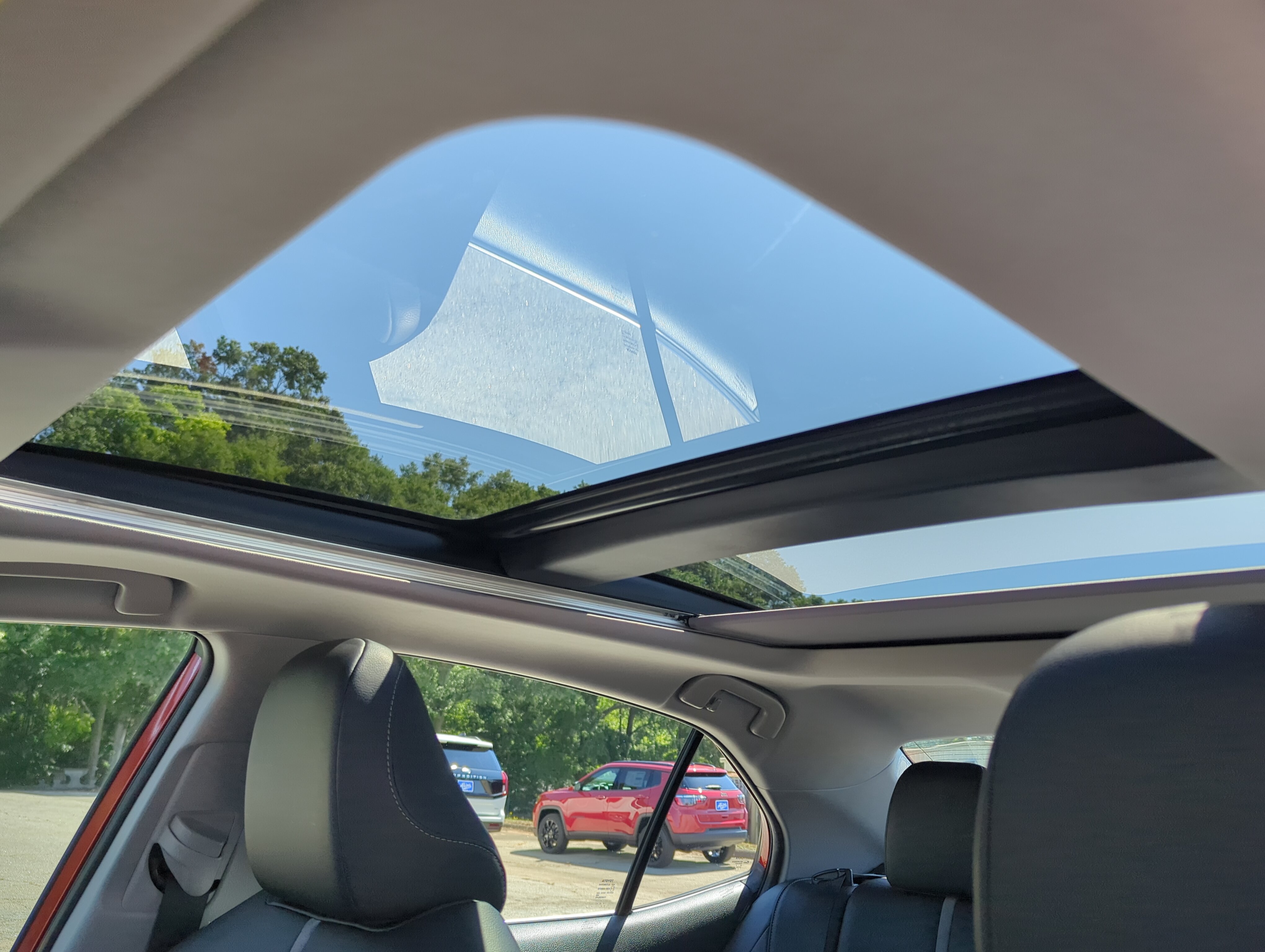 Used 2022 Toyota Camry XSE FWD image 17
