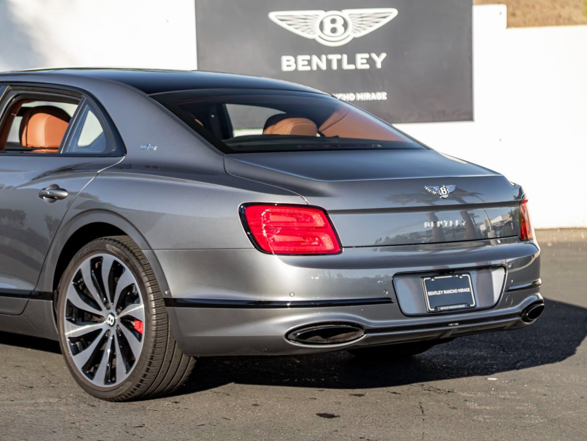 Certified 2021 Bentley Flying Spur W12 image 14