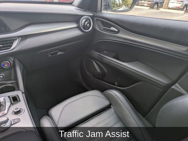 Used 2023 Alfa Romeo Stelvio Veloce image 20