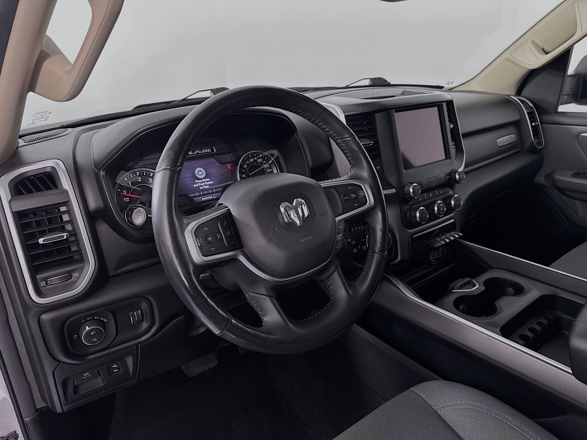 Used 2020 RAM 1500 Big Horn image 9