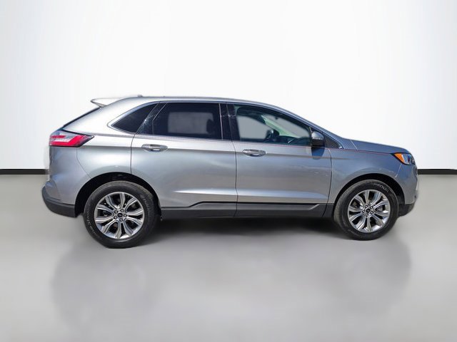 Used 2024 Ford Edge Titanium image 4
