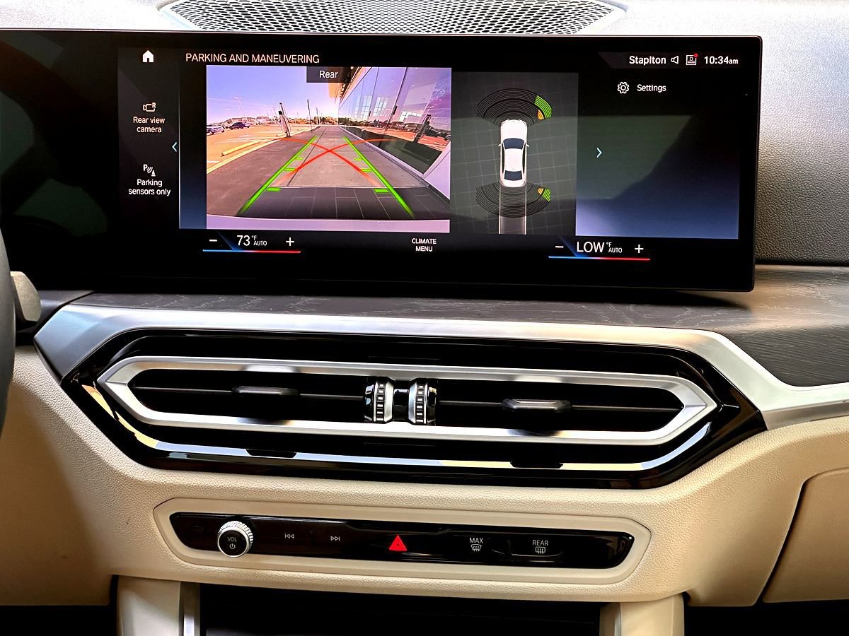 Certified 2024 BMW 330i Sedan w/ Convenience Package image 30