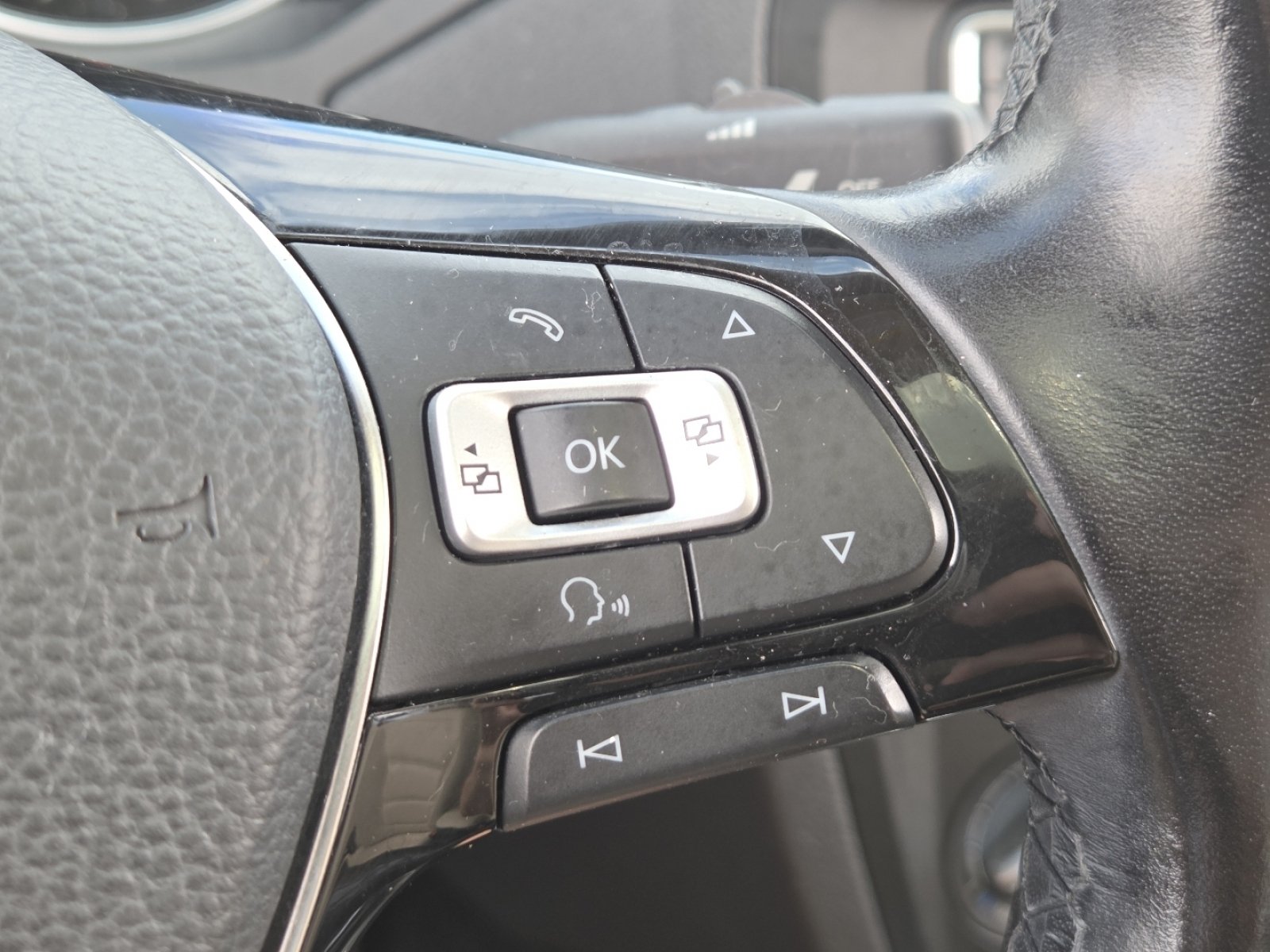 Used 2018 Volkswagen Jetta SE FWD image 7