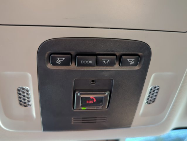 Certified 2022 Toyota Camry XLE FWD image 22