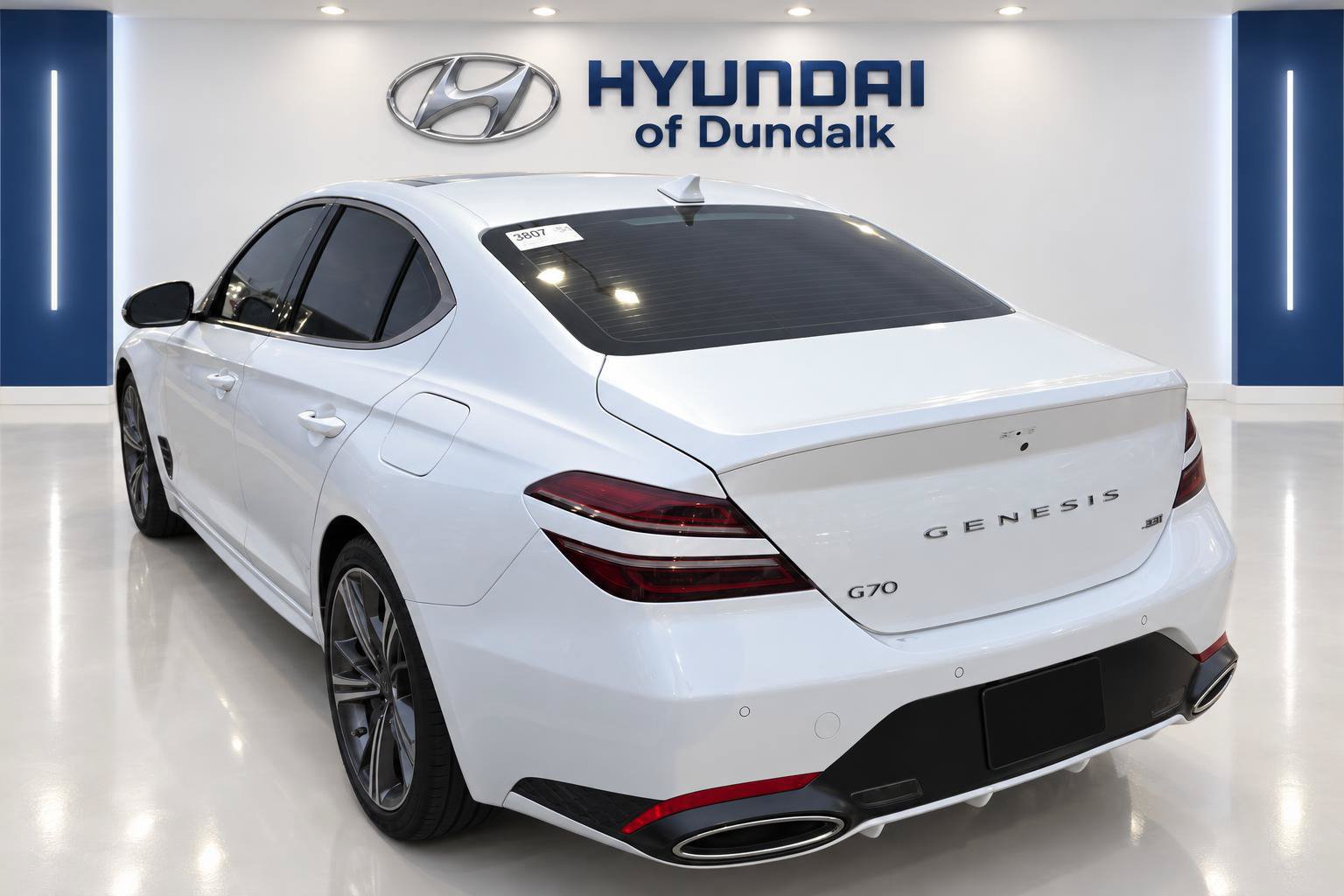 Used 2025 Genesis G70 3.3T Advanced w/ Sport Prestige Package RWD image 4