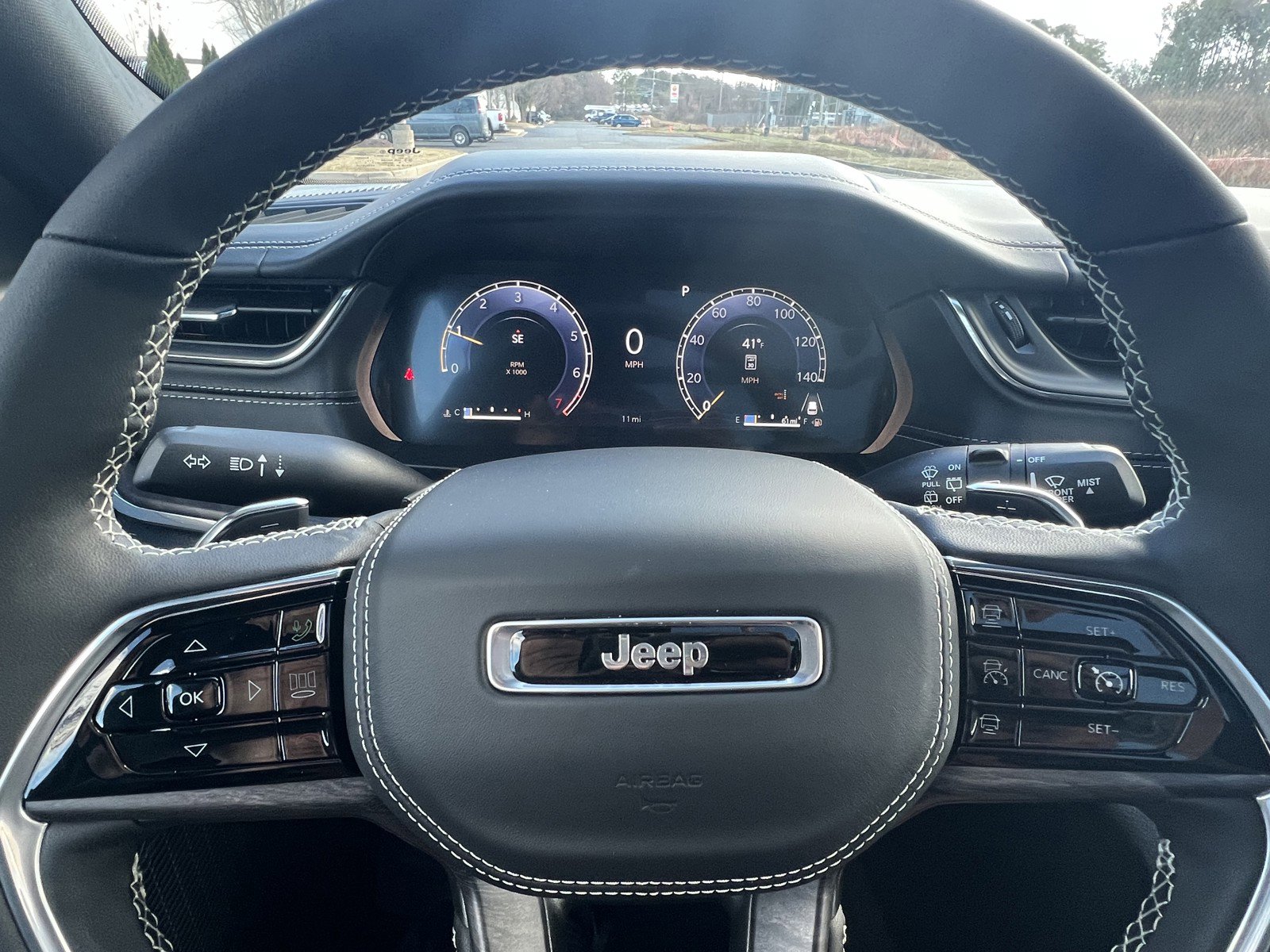 New 2025 Jeep Grand Cherokee L Overland w/ Luxury Tech Group IV image 26