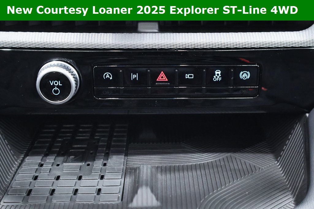 New 2025 Ford Explorer ST-Line w/ Premium Package image 26