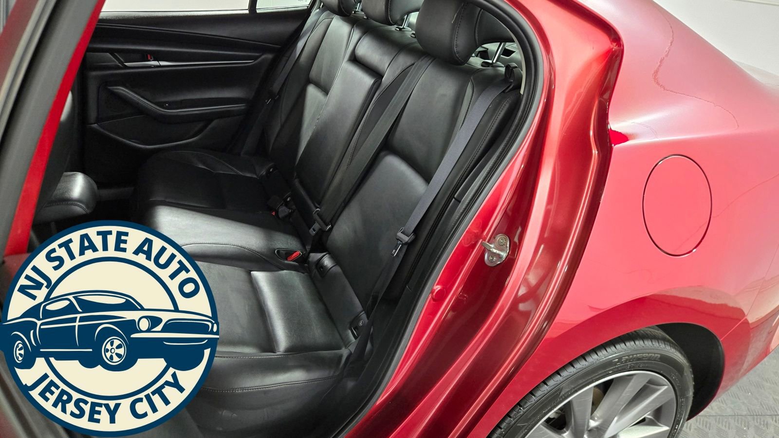 Used 2023 MAZDA MAZDA3 s image 22