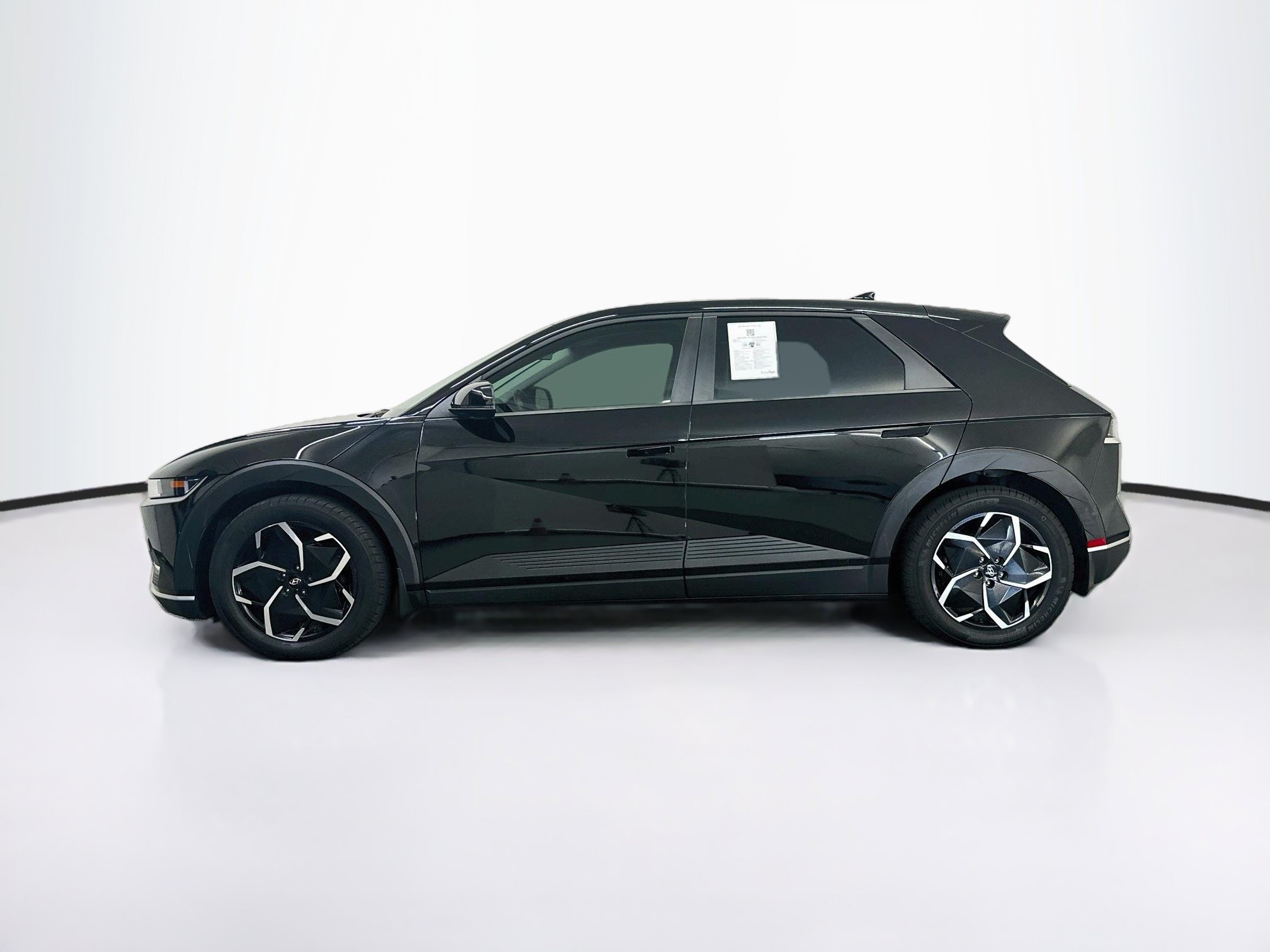 Used 2024 Hyundai Ioniq 5 SEL AWD/4WD image 4