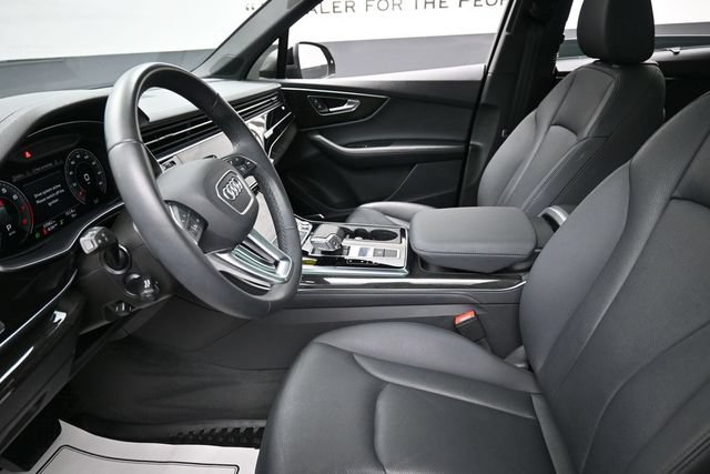 Used 2023 Audi Q7 2.0T Premium Plus w/ Premium Plus Package AWD/4WD image 16
