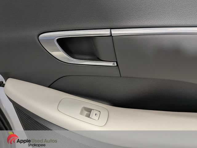 Used 2023 Hyundai Sonata SEL w/ Convenience Package FWD image 28