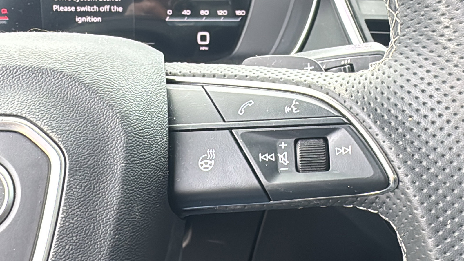 Used 2024 Audi SQ5 Prestige image 24