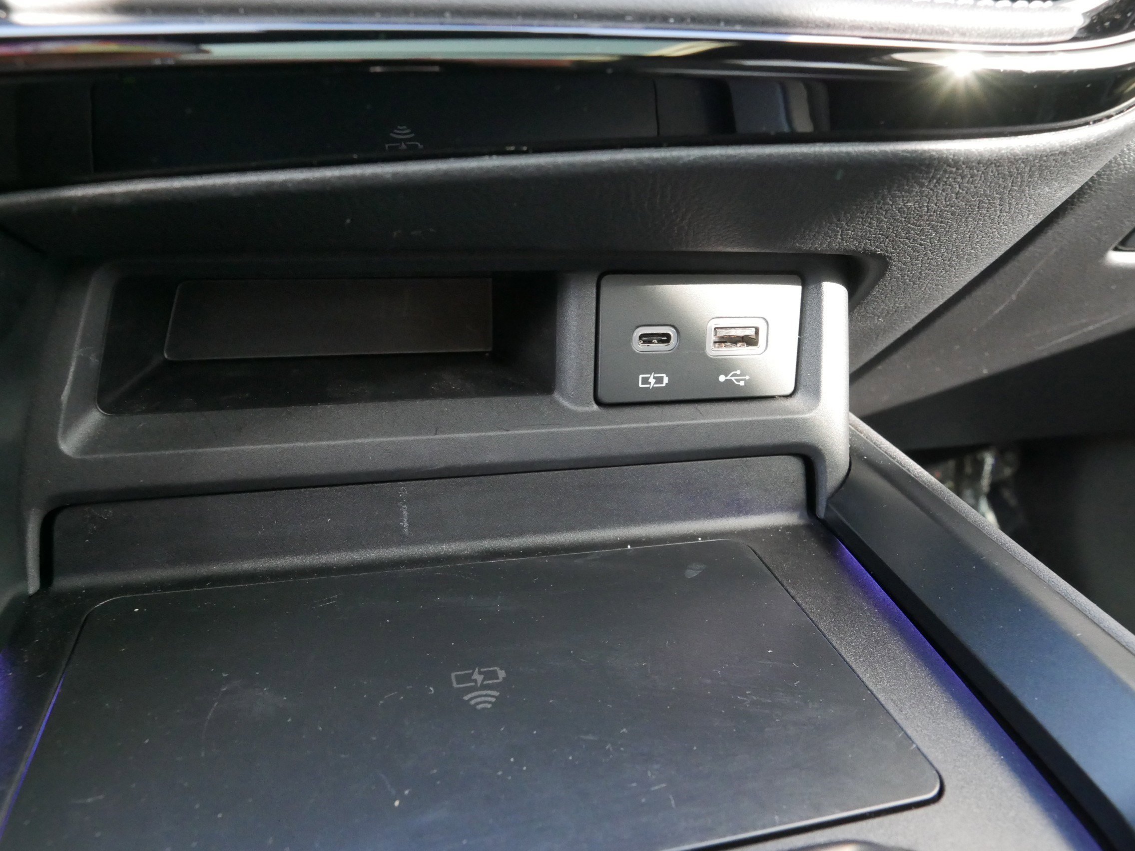 Used 2025 Lexus NX 450h+ F Sport image 33