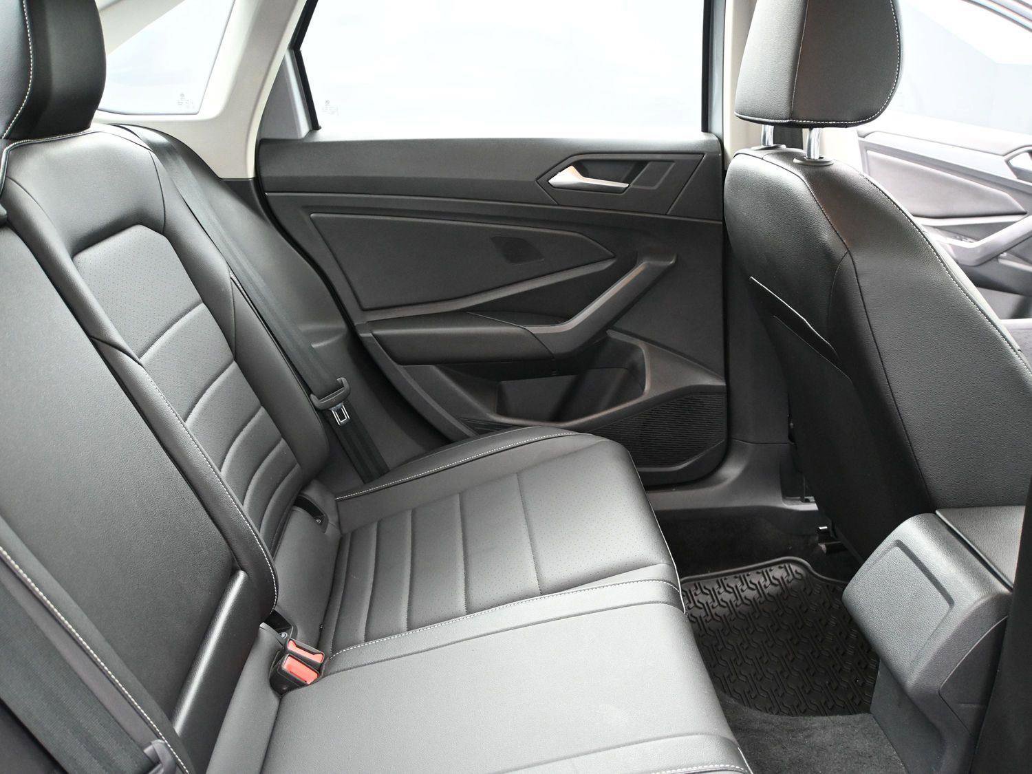 Used 2023 Volkswagen Jetta SE FWD image 20