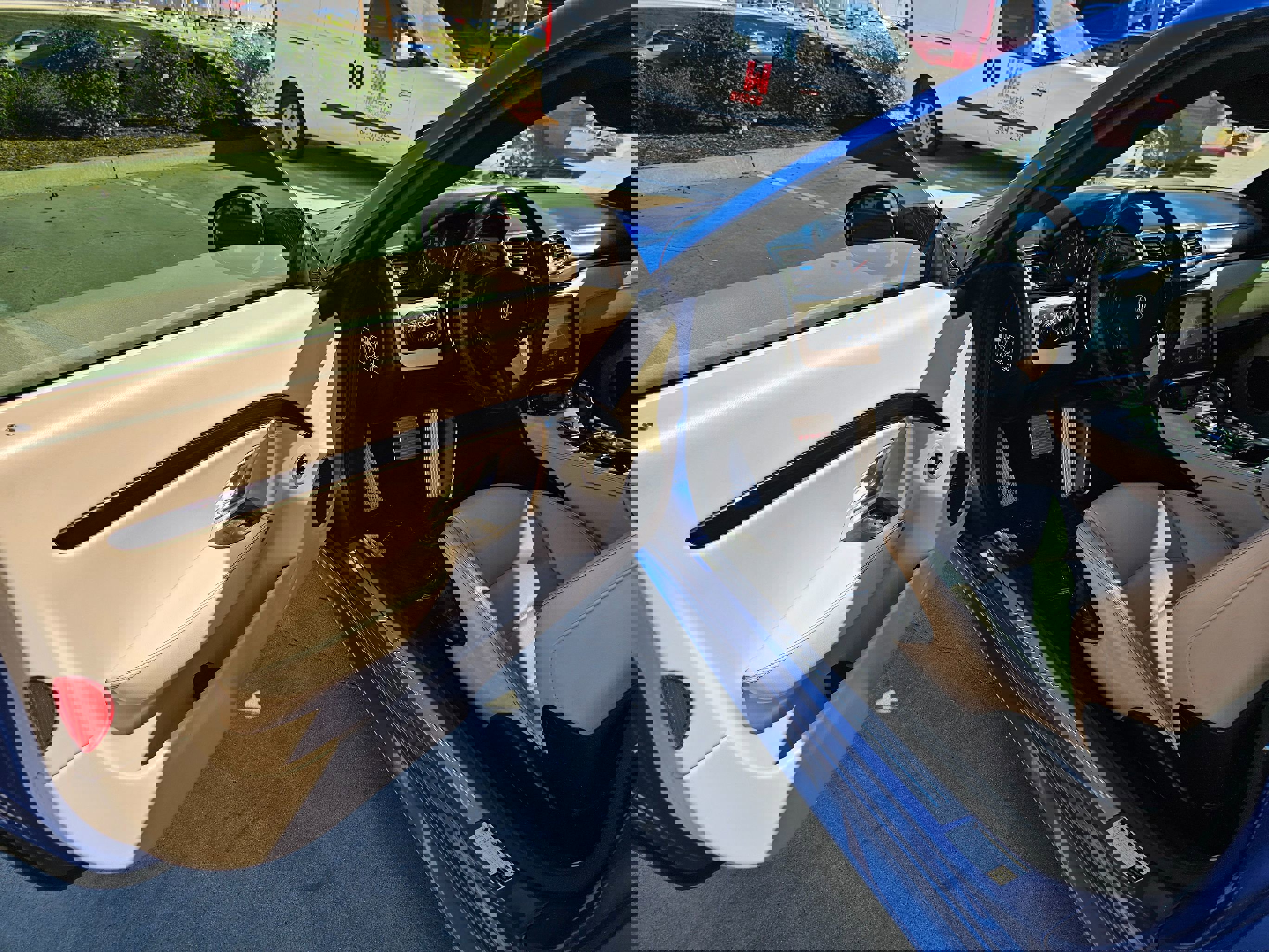 Used 2018 Maserati GranTurismo Sport image 11