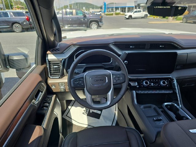 New 2026 GMC Sierra 2500 Denali w/ Denali Reserve Package AWD/4WD image 13