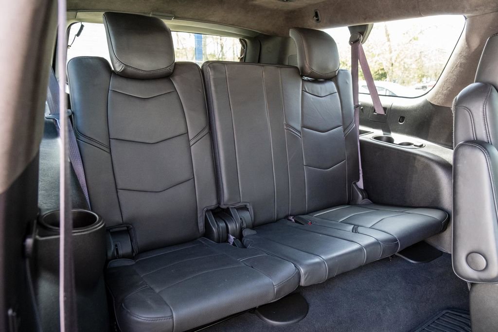 Used 2017 Cadillac Escalade ESV Platinum image 43