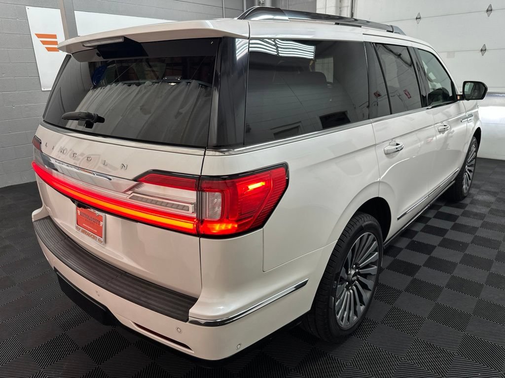 Used 2019 Lincoln Navigator Reserve AWD/4WD image 9