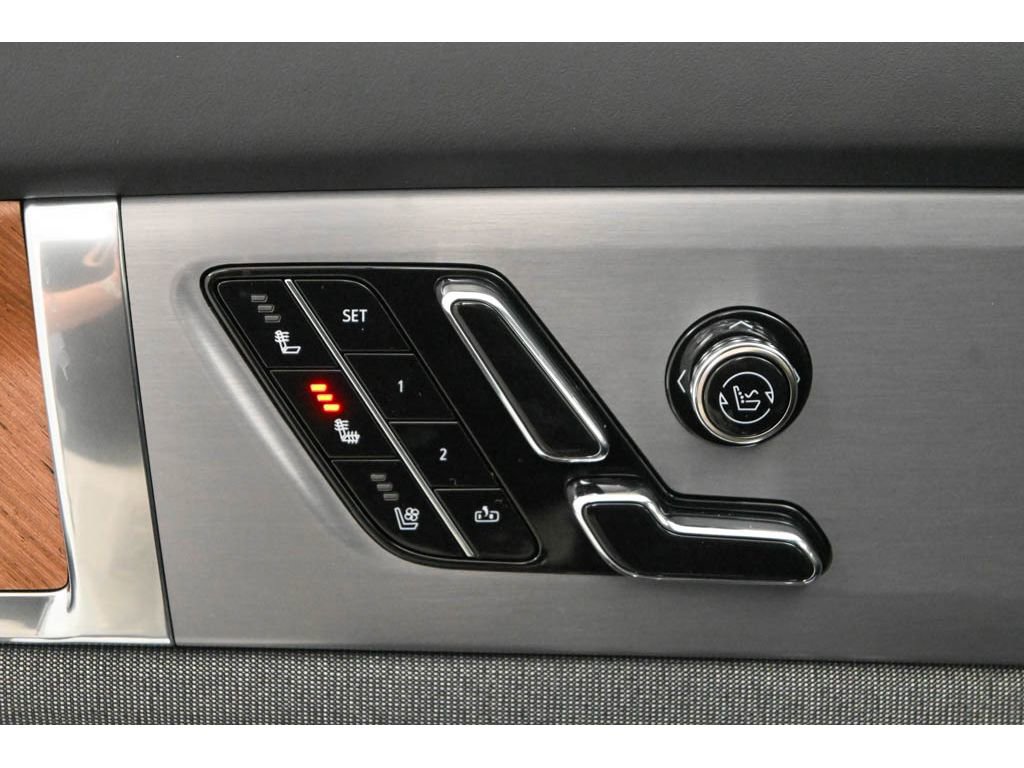 New 2026 Cadillac Vistiq Premium Luxury image 19