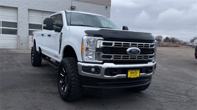 Used 2023 Ford F350 XLT image 4