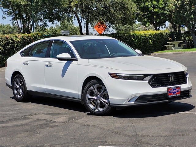 Used 2023 Honda Accord EX image 2