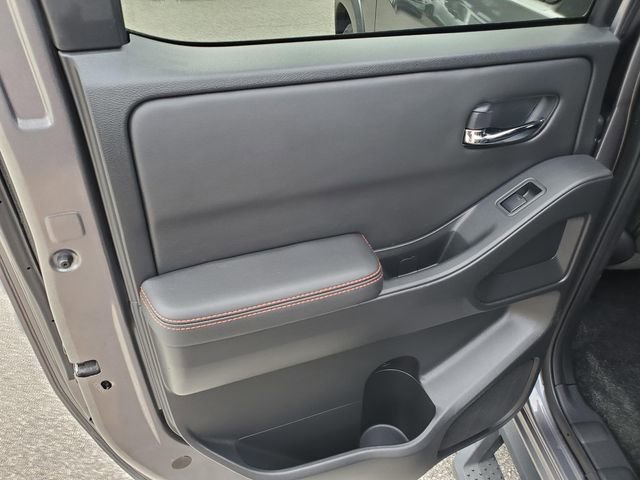 Certified 2024 Nissan Frontier Pro-X image 12