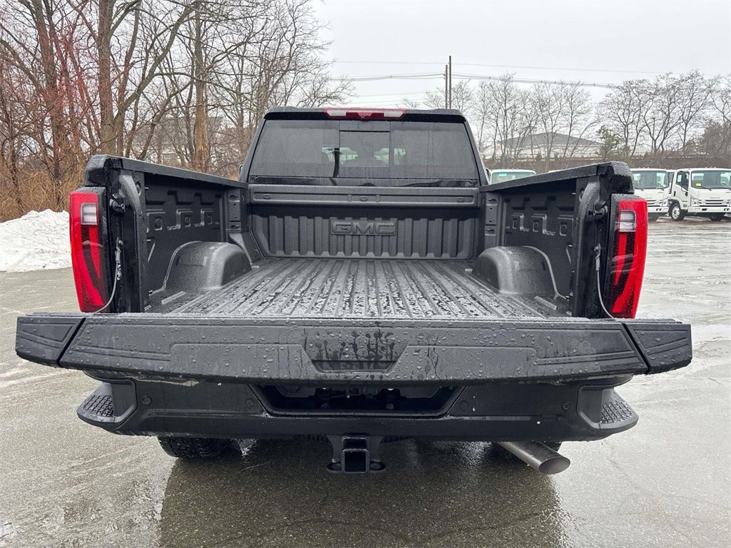 New 2026 GMC Sierra 2500 Denali w/ Denali Reserve Package image 4