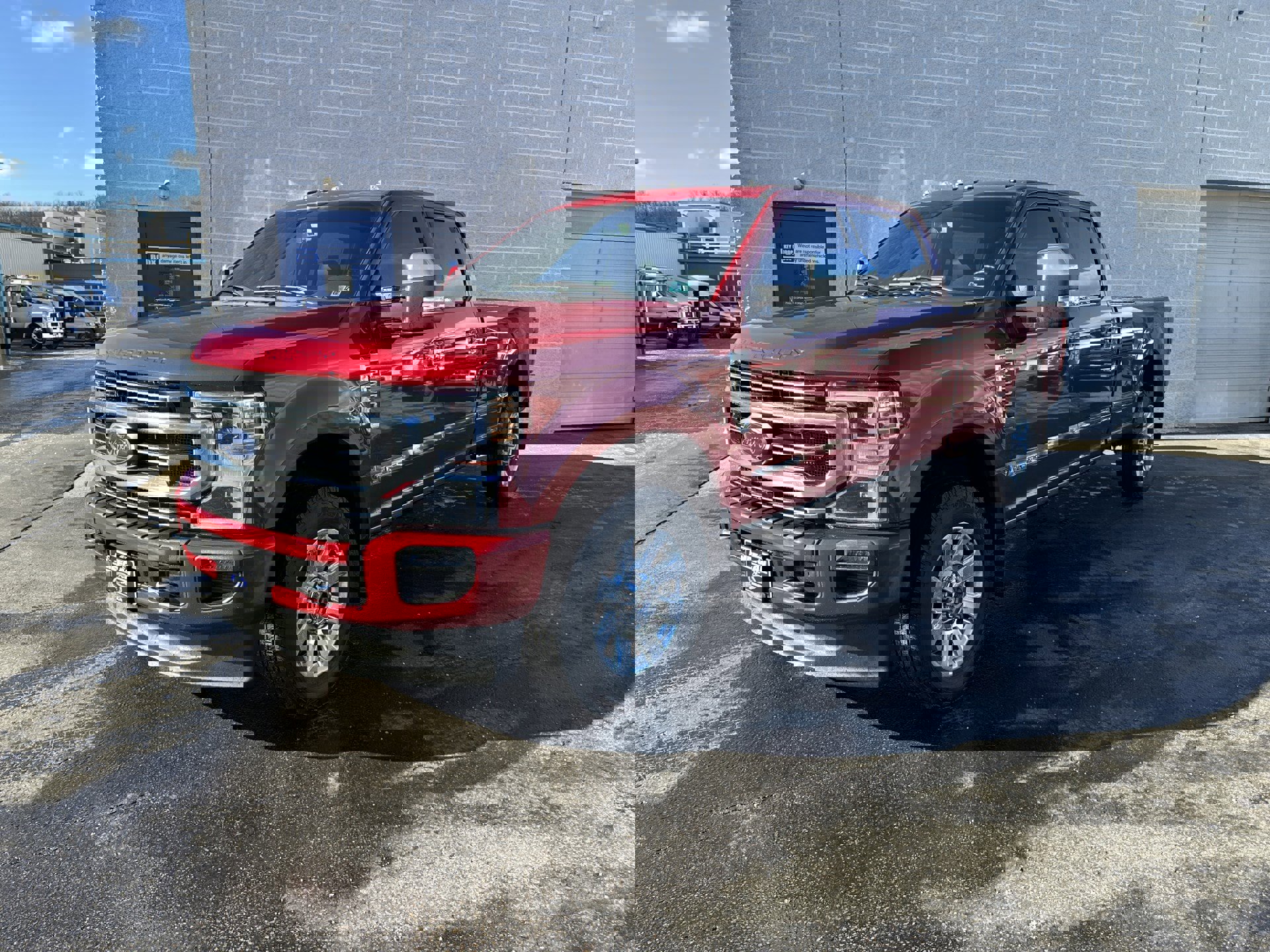 Certified 2022 Ford F350 Platinum image 2