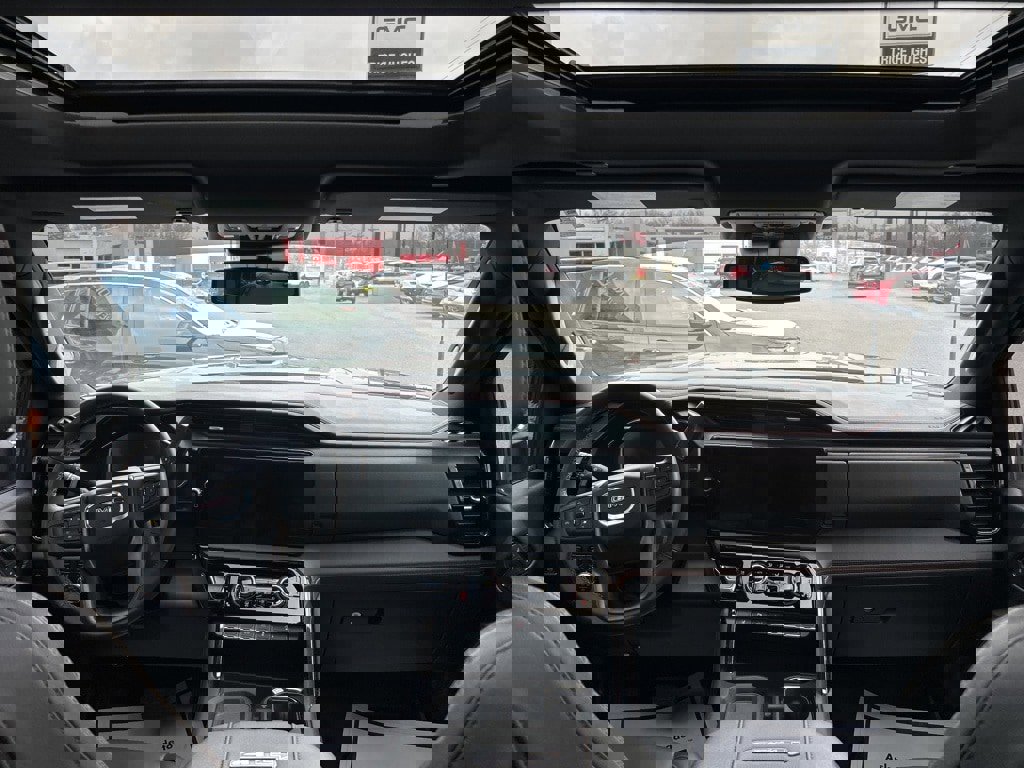 Used 2025 GMC Sierra 2500 AT4 video 2