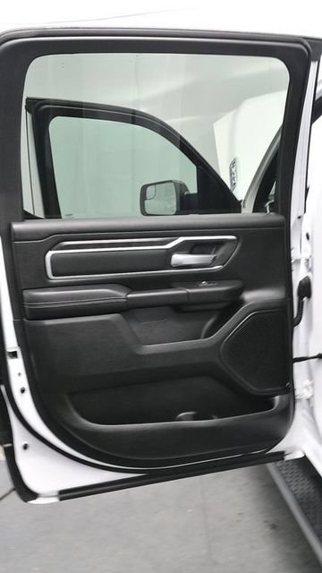 Used 2023 RAM 1500 Big Horn AWD/4WD image 18