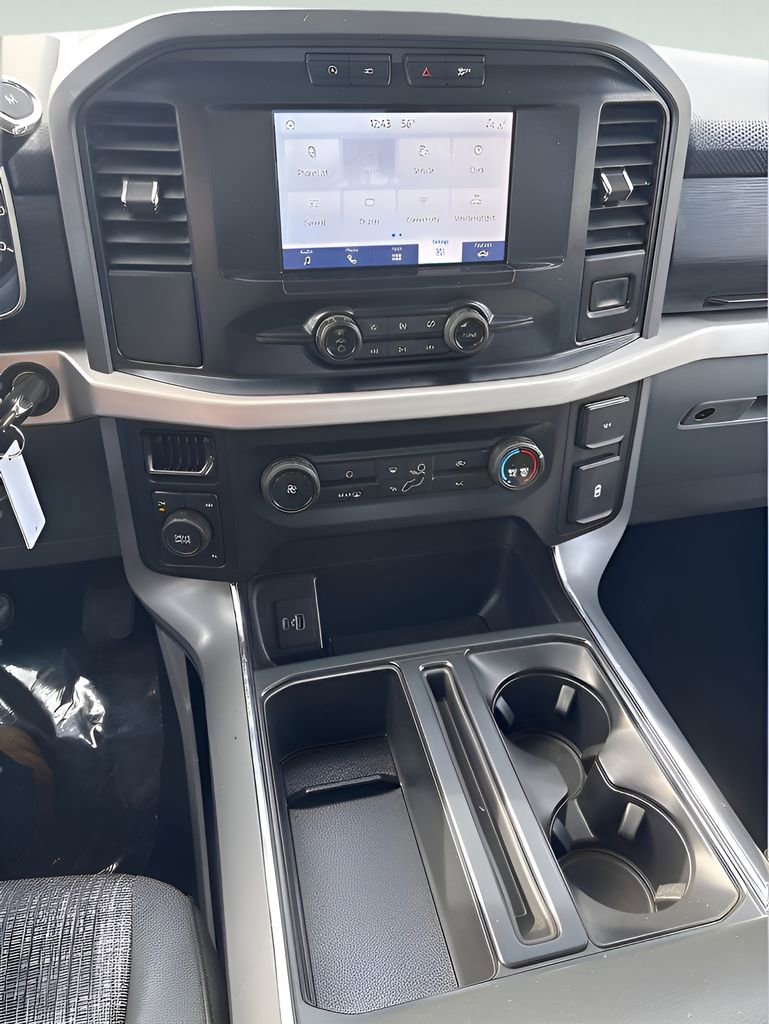 Used 2021 Ford F150 XLT image 34